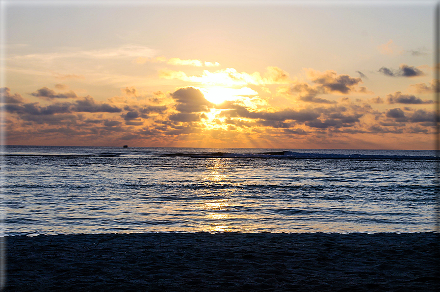 foto Alba e tramonto alle isole Maldive